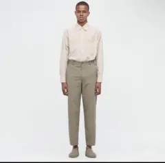 Uniqlo Uワイドフィットテーパードパンツ