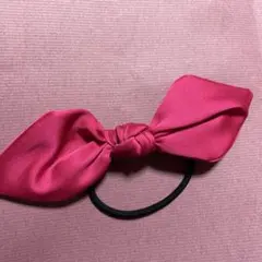 ピンクリボン付きヘアゴム