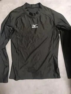 Mizuno ブラック 長袖ラッシュガード
