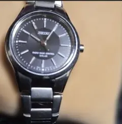 チタンユニセックス！黒文字盤　腕周り17.5cmセイコーエクセリーヌ電波ソーラー