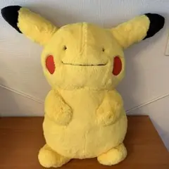ピカチュウに変身⁉︎ メタモン　ぬいぐるみ（大）