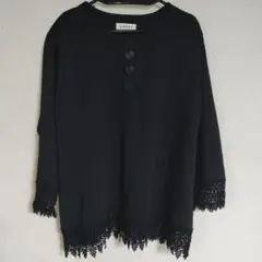 ブラック 　長袖 トップス　袖裾レース