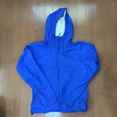 美品✨ セール中 Patagonia トレンドシェルパーカー 青 M