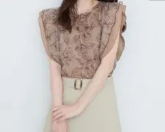 natural couture 刺繍レースラッフルスリーブブラウス　ブラウンのサムネイル