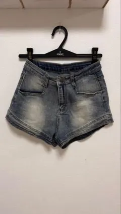 デニムブルー ショートパンツ フェード加工
