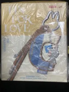 ラブブ　イニシャルチャーム　L