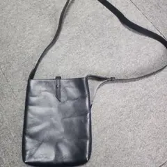 ネイビーブルー レザー ショルダーバッグ サコッシュ