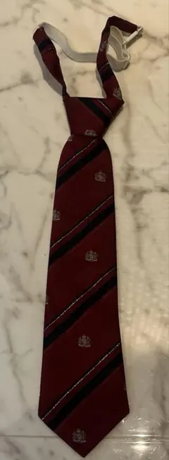 制服 ネクタイ 赤