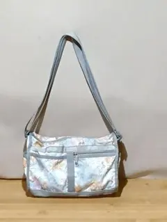 Item thumbnail for item f1e3c3c4-84a6-469e-a95d-af2cf9df7fcb