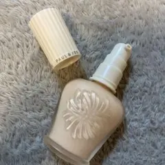 PAUL & JOE プロテクティングファンデーションプライマー 01