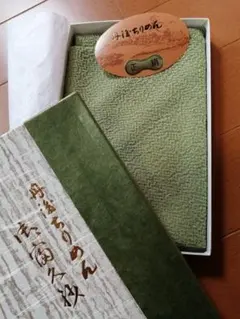 丹後ちりめん萌葱色　最上級シルク100%　新品風呂敷箱入り