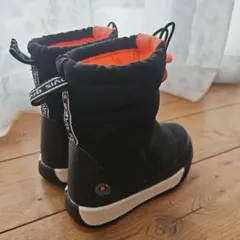 グラビス 子ども用スノーブーツ 黒/オレンジ