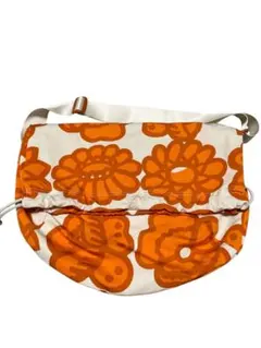 花柄ショルダーバッグマリメッコUNIQLO