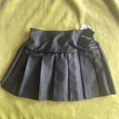 CECIL McBEE ブラック プリーツスカート