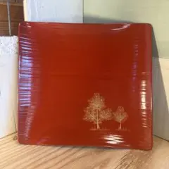 上品な朱色♡象彦 竹皮皿♡金松模様のおしゃれな和モダン角皿♡和菓子・正月飾りにも