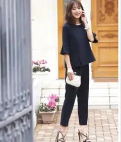 サイドプリーツパールトップス＆パンツスーツ2点セットアップ