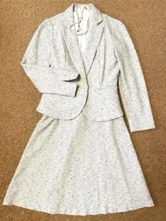 アイボリー系ツイード風スーツ XS OVER TWENTY