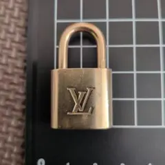 美品、良品　L V 。カデナ、パドロック 南京錠、鍵No.311