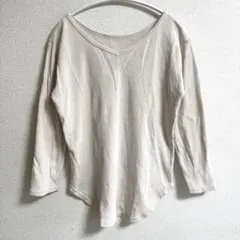 LAKOLE ラコレ　オフホワイト　ホワイト　Ｖネック　ワッフルカットソー