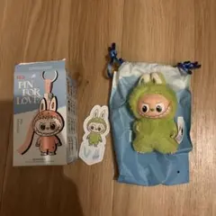 ラブブ LABUBU PIN FOR LOVE イニシャルアルファベット 【V】