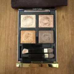 トムフォード アイシャドウ 04A サスピション