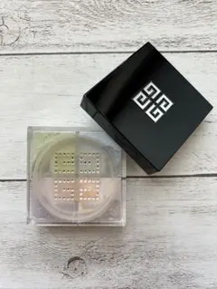 GIVENCHY Prisme Libre ルースパウダー 02 - メルカリ