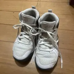 ASICS バスケットボールシューズ ホワイト ハイカット