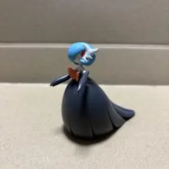 ポケモン　モンコレ　色違い 黒いサーナイト
