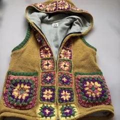 TITICACA ニットベスト フード付き グラニースクエアのサムネイル