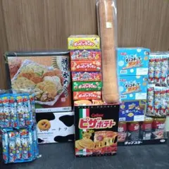 【超メルカリ市限定出品】お菓子　大量　まとめ売りのサムネイル