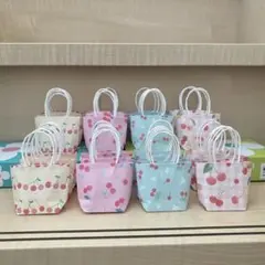 ミニ紙袋 ハンドメイド さくらんぼ 大きめ デザインペーパー - メルカリ