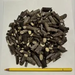 クロモジ　自然素材　無農薬　無洗浄　枝　色々　長短太細　不揃い枝端　150g位のサムネイル