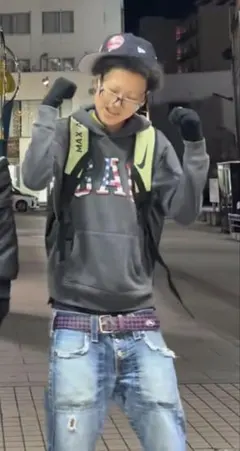 りゅうちゃん愛用 y2k archive 00s GAPロゴパーカー