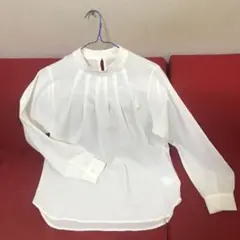 白トップス
