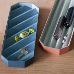 Item thumbnail for item 9a1c978d-9523-4b71-bb04-2c28f858eea2