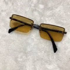Ray-Ban（レイバン）グリーンオーバルサングラス W3053 - メルカリ