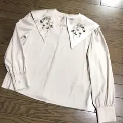 アメリビンテージ　3WAY刺繍ビッグ襟ビッグカラーブラウスベージュグレーのサムネイル