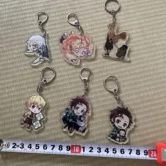鬼滅の刃　アクリルキーホルダー 6個セット