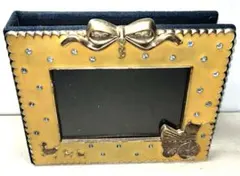 Item thumbnail for item 7325a189-af69-4fb7-846c-c6ffdeed3840