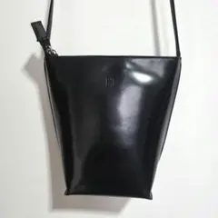 ISSEY MIYAKE トートバッグ 舟型 レザー 本革 肩掛け A4収納