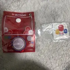 【カプセルトイ】自販機マルチポーチ（レッド）　フレークシール