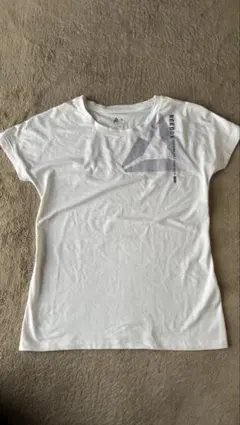 リーボック ホワイト グラフィック Tシャツ フィットネス Sサイズ