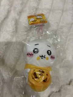 マカオ限定　ちいかわ ぬいぐるみマスコット 蛋撻 エッグタルト