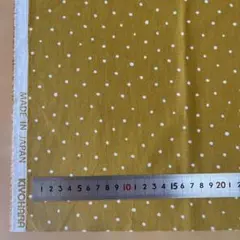 (D4) マスタード 色ドット柄 綿生地　110cm x 50cm