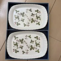 WEDGWOOD ワイルドストロベリー スパイラルトレイ 2枚セットのサムネイル