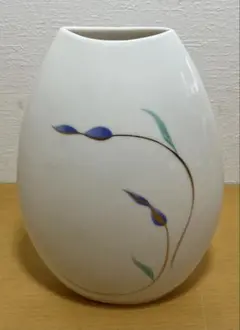 Item thumbnail for item 3262d595-d9de-4a3b-8972-72d1b929bbdb