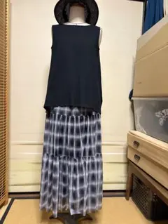 美品　theory タンクトップ　黒　綿　Ｓ