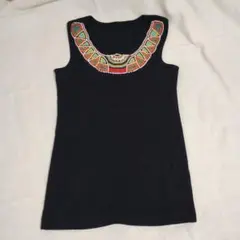 ビーズ刺繍 黒 ノースリーブ タンクトップ