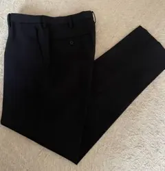 ユニクロ 感動パンツ ブラック321-470551