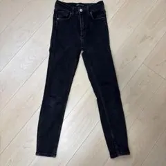 ZARA ザラ スキニーデニムパンツのサムネイル